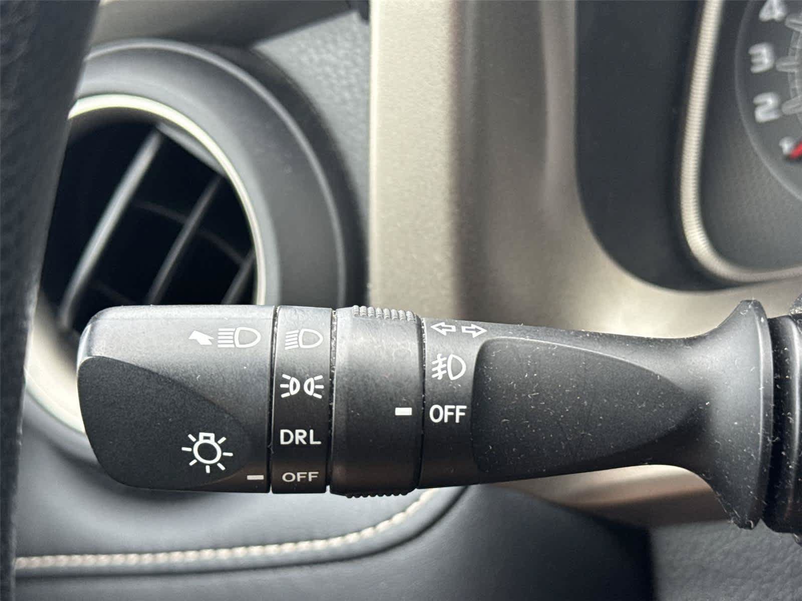 Used 2013 Toyota RAV4 XLE AWD/4WD image 22