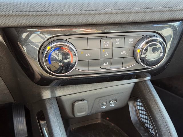 Certified 2025 Chevrolet TrailBlazer LT image 32