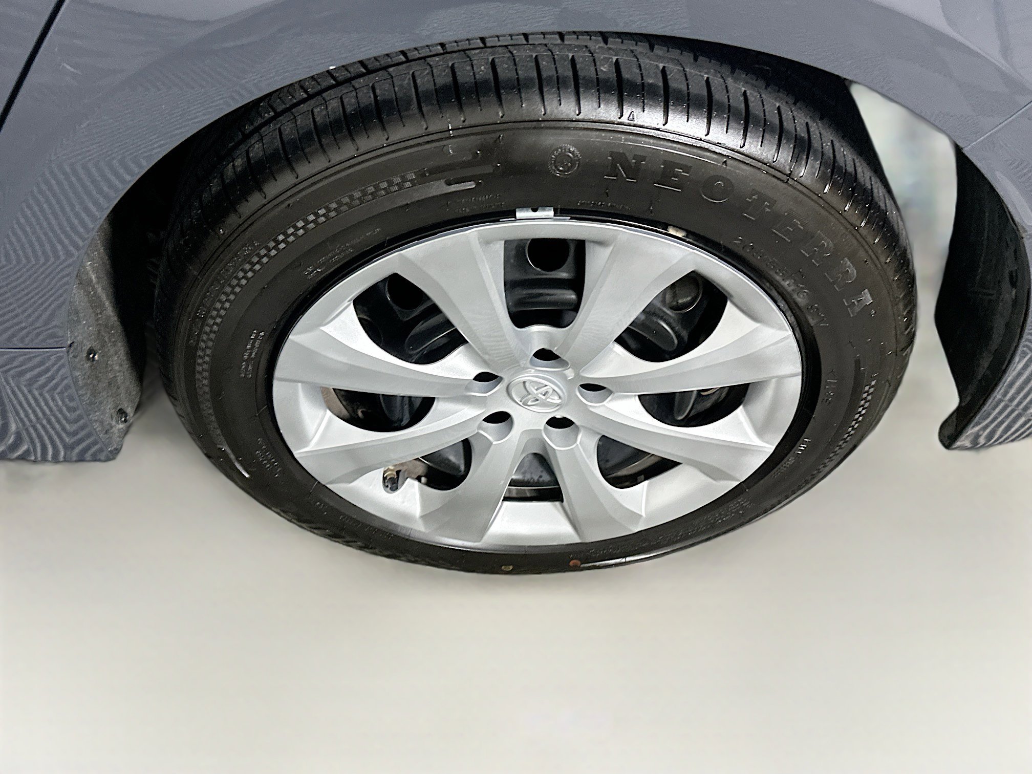 Used 2023 Toyota Corolla LE image 11