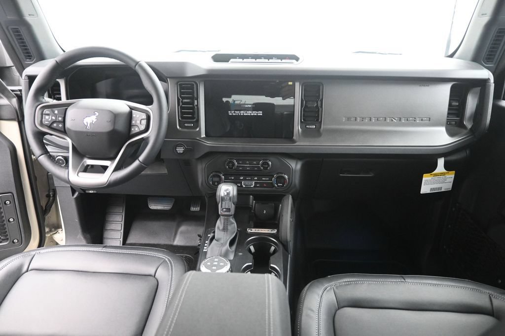 New 2026 Ford Bronco Badlands AWD/4WD image 25