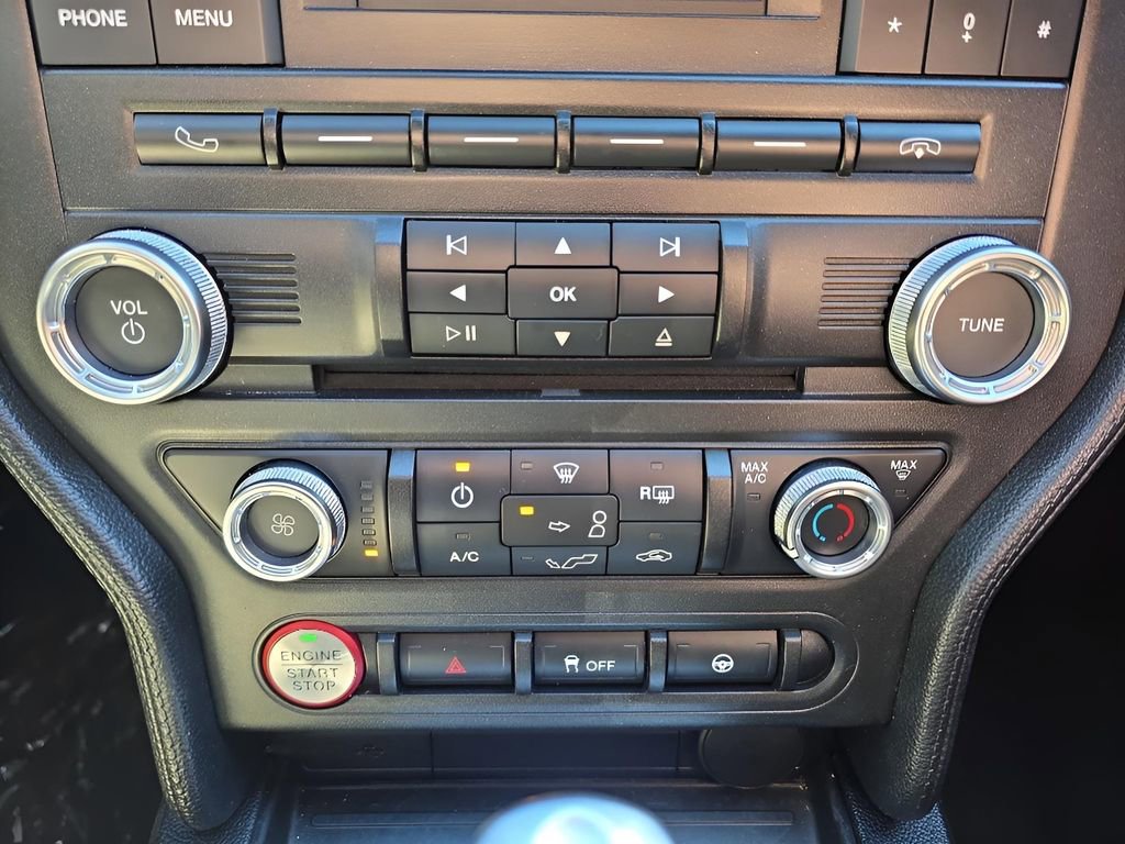 Used 2018 Ford Mustang Coupe image 17