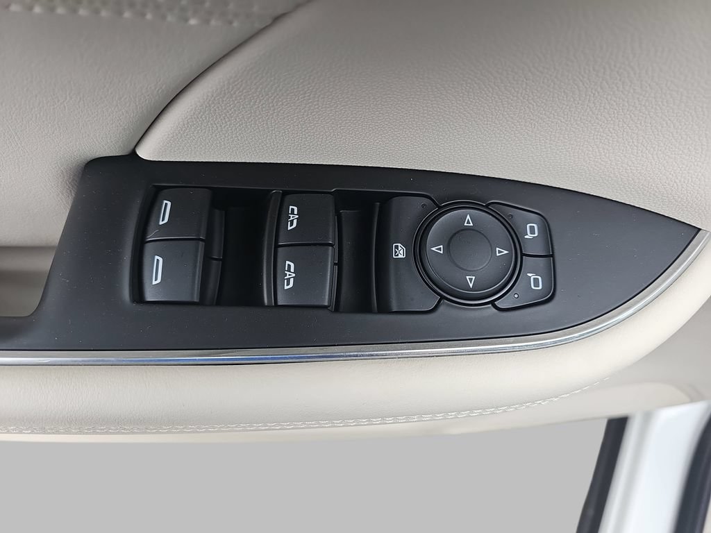 Certified 2023 Buick Envision Preferred AWD/4WD image 34
