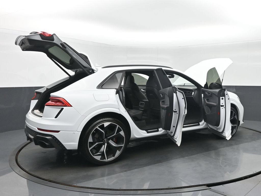 Used 2023 Audi RS Q8 AWD/4WD image 38