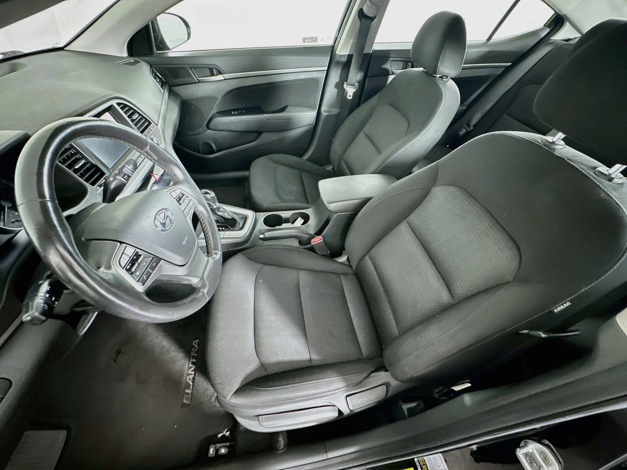 Used 2018 Hyundai Elantra Value Edition FWD image 13