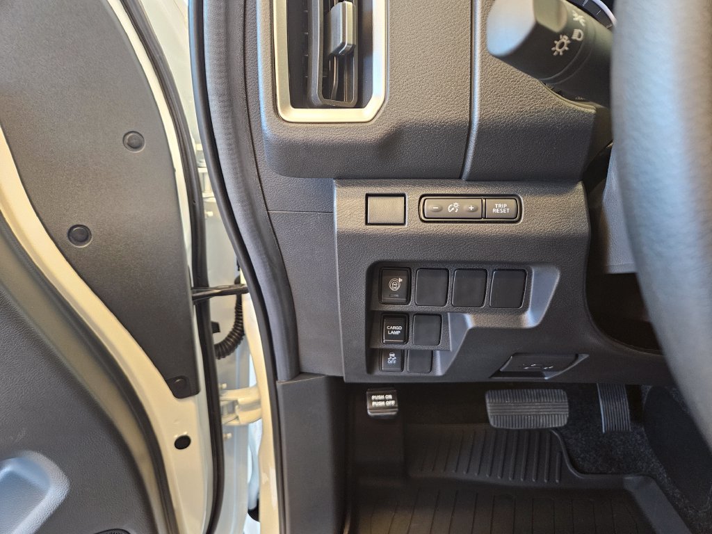 New 2026 Nissan Frontier SV w/ Tow Package AWD/4WD image 16