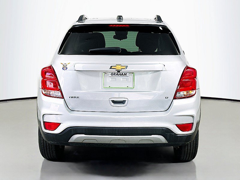 Used 2020 Chevrolet Trax LT w/ LT Convenience Package FWD image 6