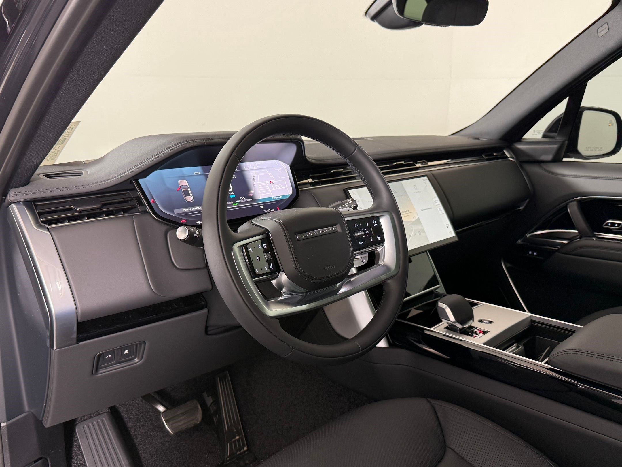 New 2026 Land Rover Range Rover SE AWD/4WD image 4