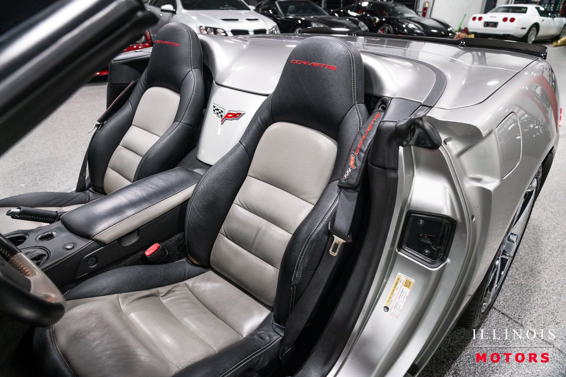 Used 2006 Chevrolet Corvette Convertible w/ Preferred Equipment Group RWD image 19