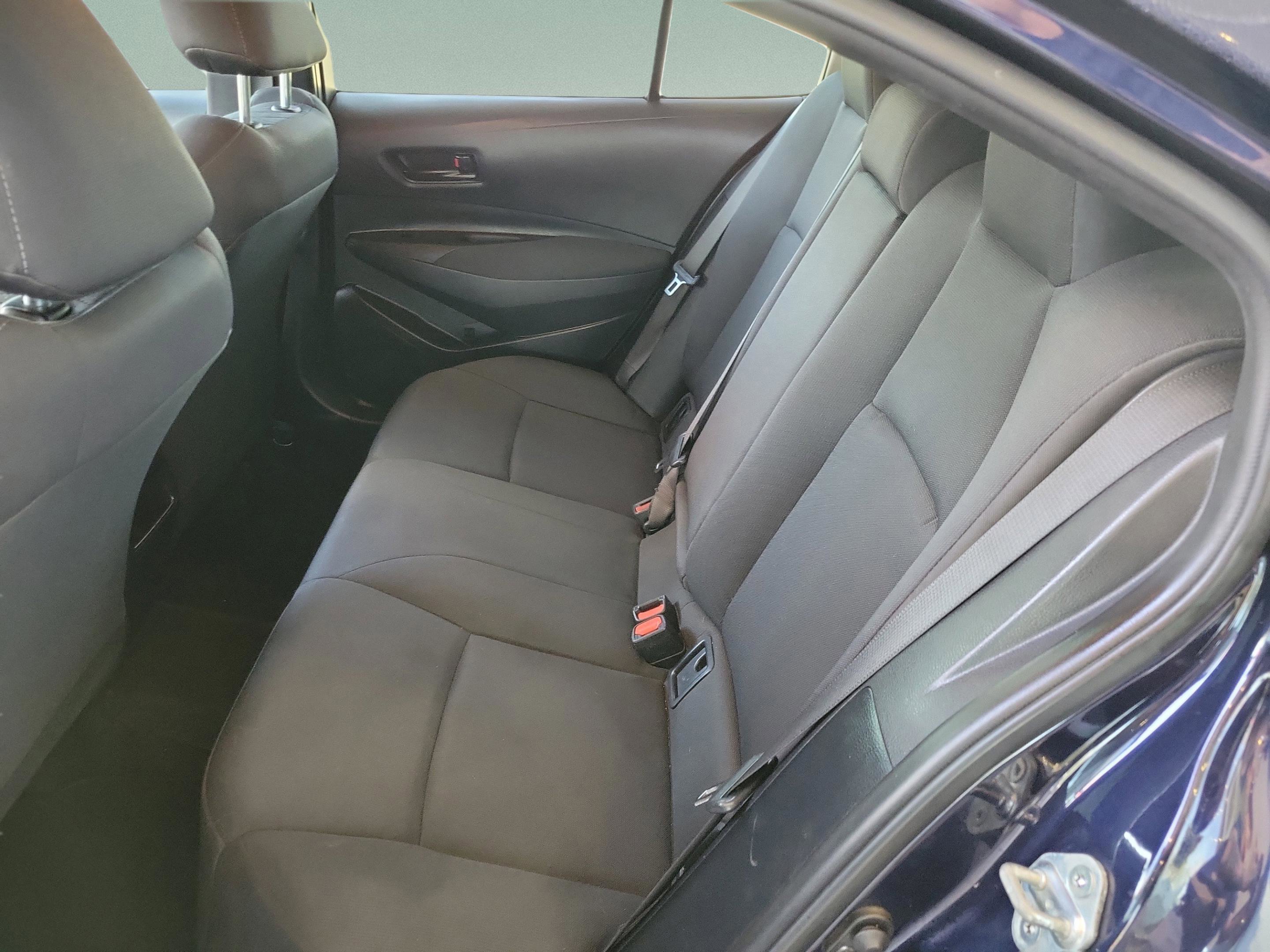 Used 2022 Toyota Corolla LE FWD image 13