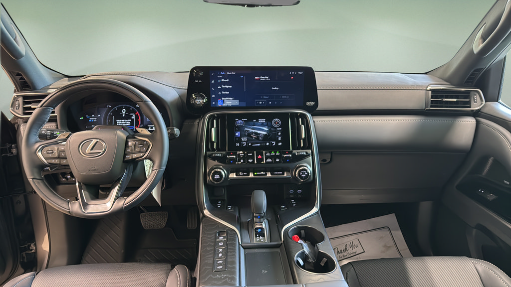 New 2026 Lexus LX 700h Luxury AWD/4WD image 18