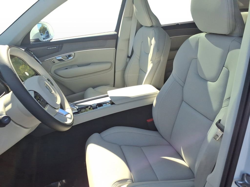 New 2026 Volvo XC90 B6 Ultra image 13
