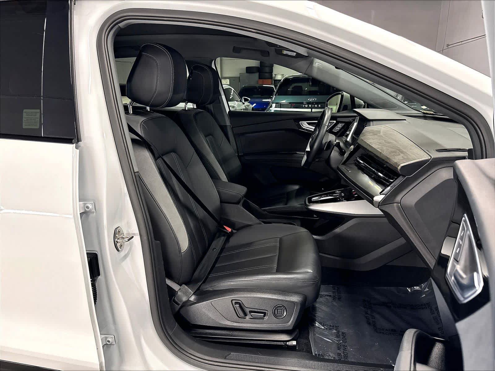 Used 2024 Audi Q4 e-tron Premium w/ Convenience Package AWD/4WD image 10