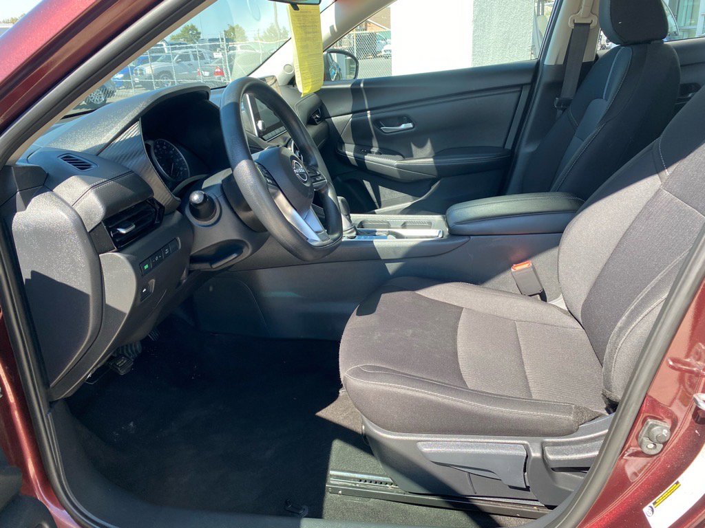 Used 2024 Nissan Sentra SV image 16