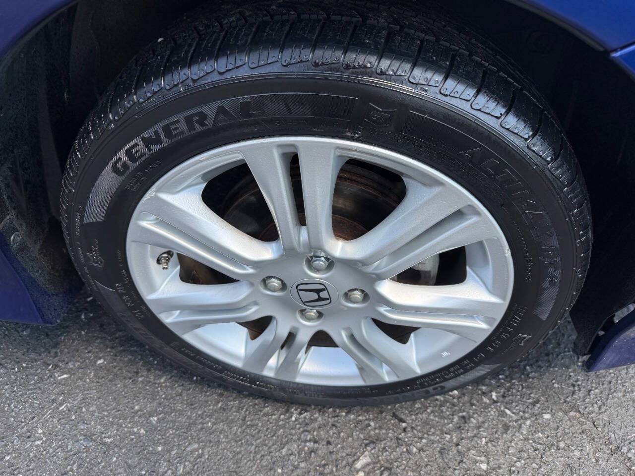 Used 2011 Honda Fit Sport image 12