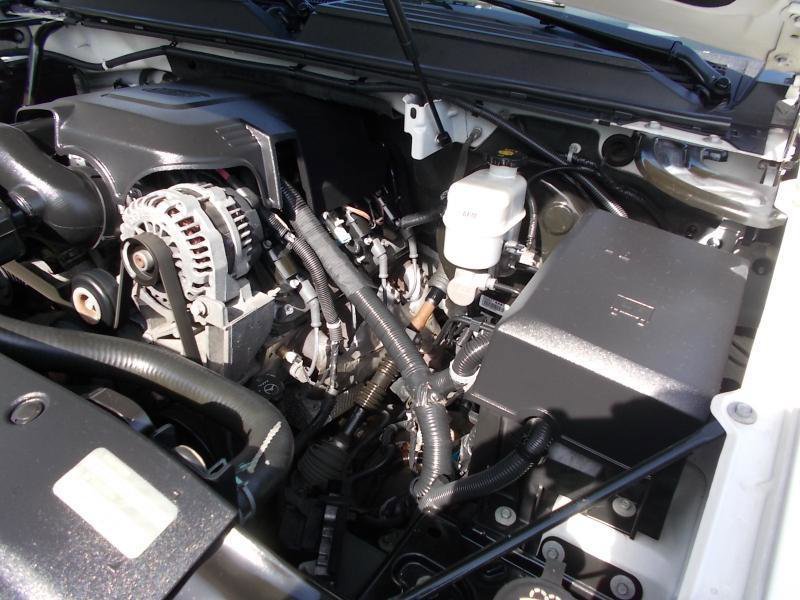 Used 2010 GMC Yukon Denali image 18