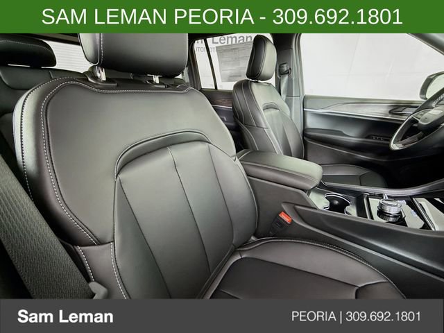 New 2025 Jeep Grand Cherokee Limited image 28