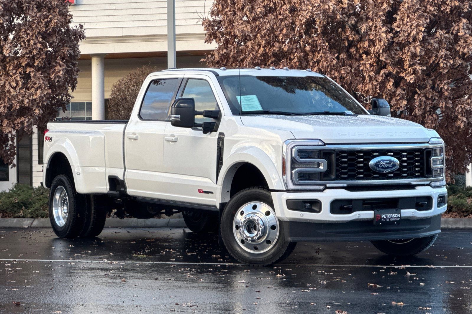 Used 2026 Ford F450 Platinum w/ FX4 Off-Road Package image 2