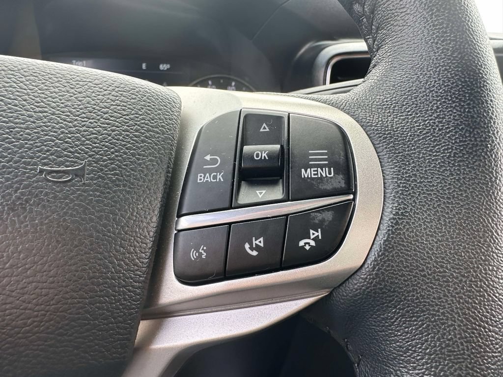 Used 2024 Ford Explorer XLT w/ Equipment Group 202A AWD/4WD image 16