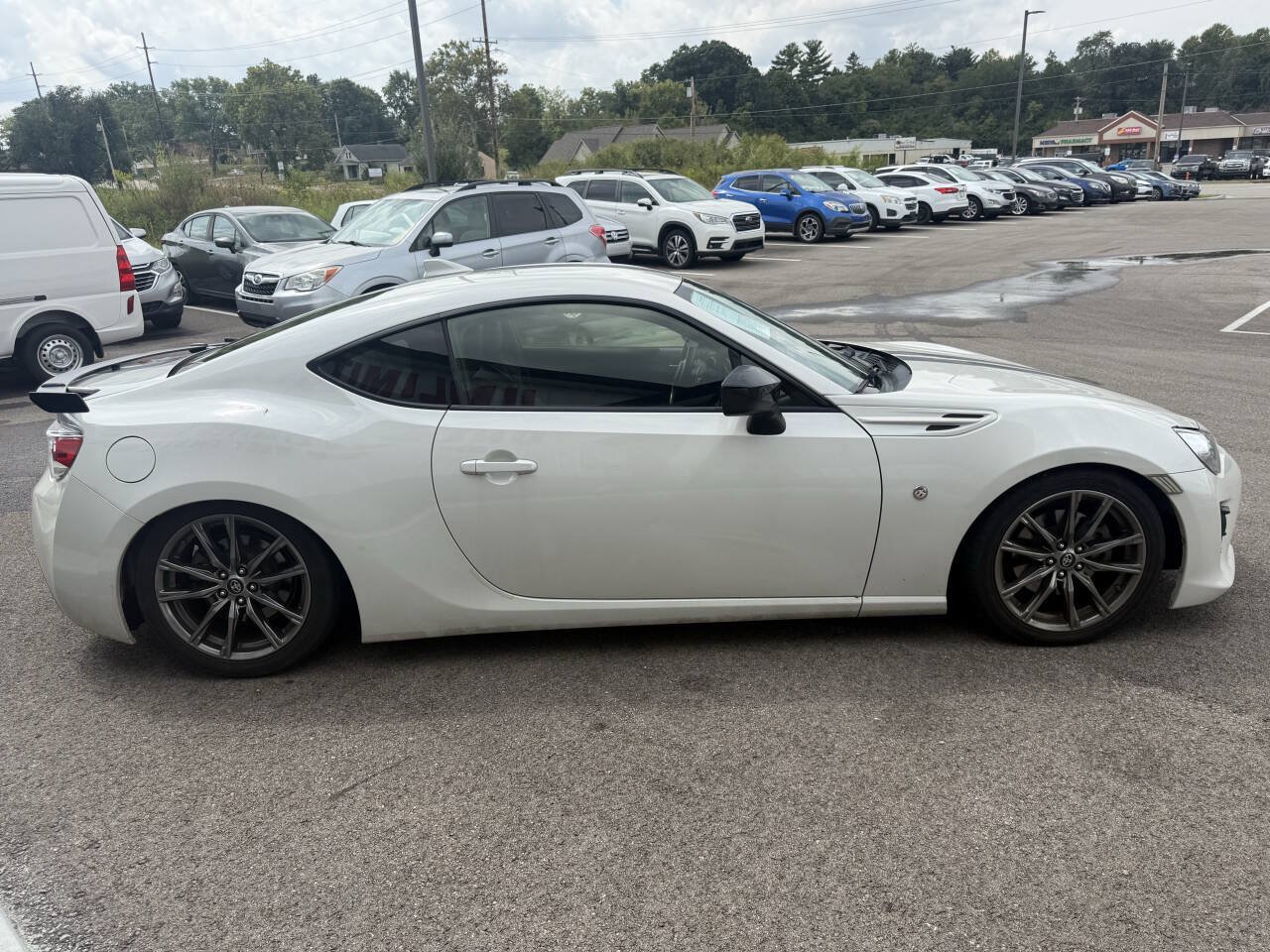Used 2017 Toyota 86 860 Special Edition RWD image 6