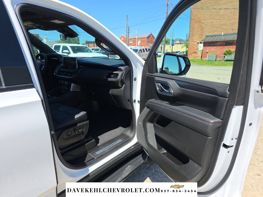 Used 2023 Chevrolet Tahoe RST w/ Luxury Package AWD/4WD image 26