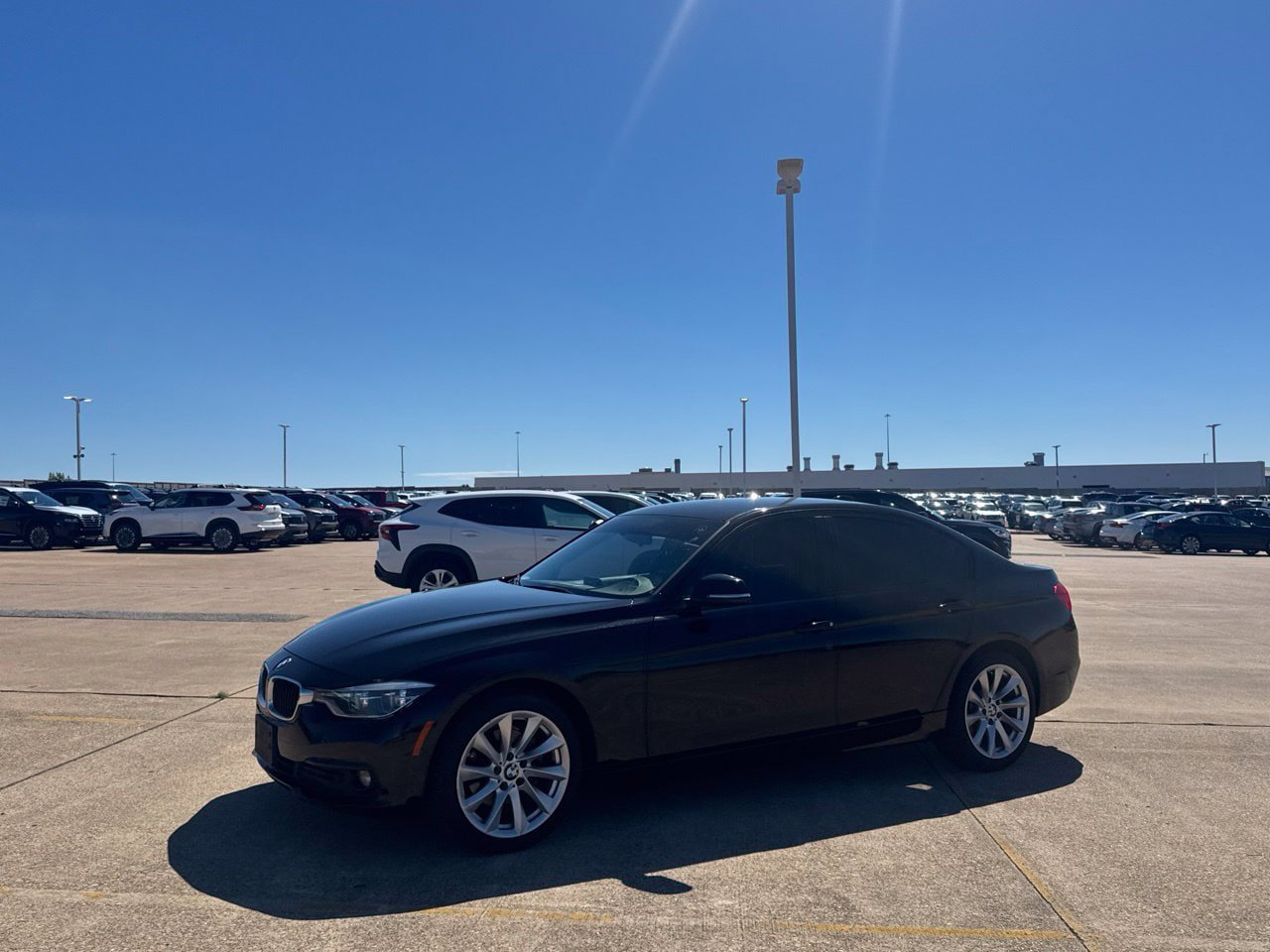 Used 2018 BMW 320i xDrive Sedan AWD/4WD image 13