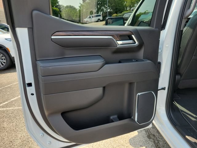 New 2026 GMC Sierra 1500 SLT AWD/4WD image 11