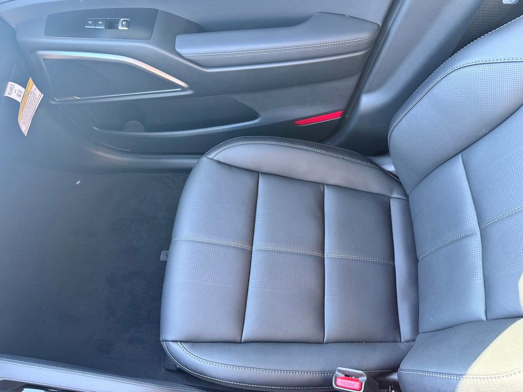 New 2025 Kia Telluride EX w/ EX Captain's Chair Package image 23