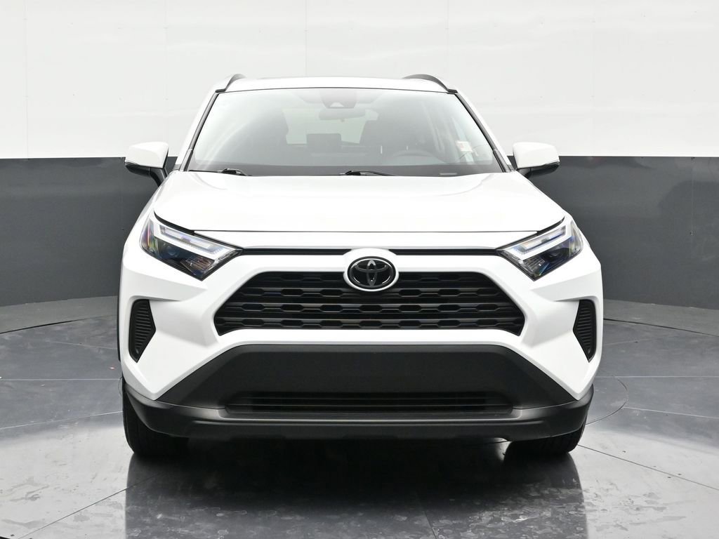Used 2024 Toyota RAV4 XLE w/ Convenience Package image 8