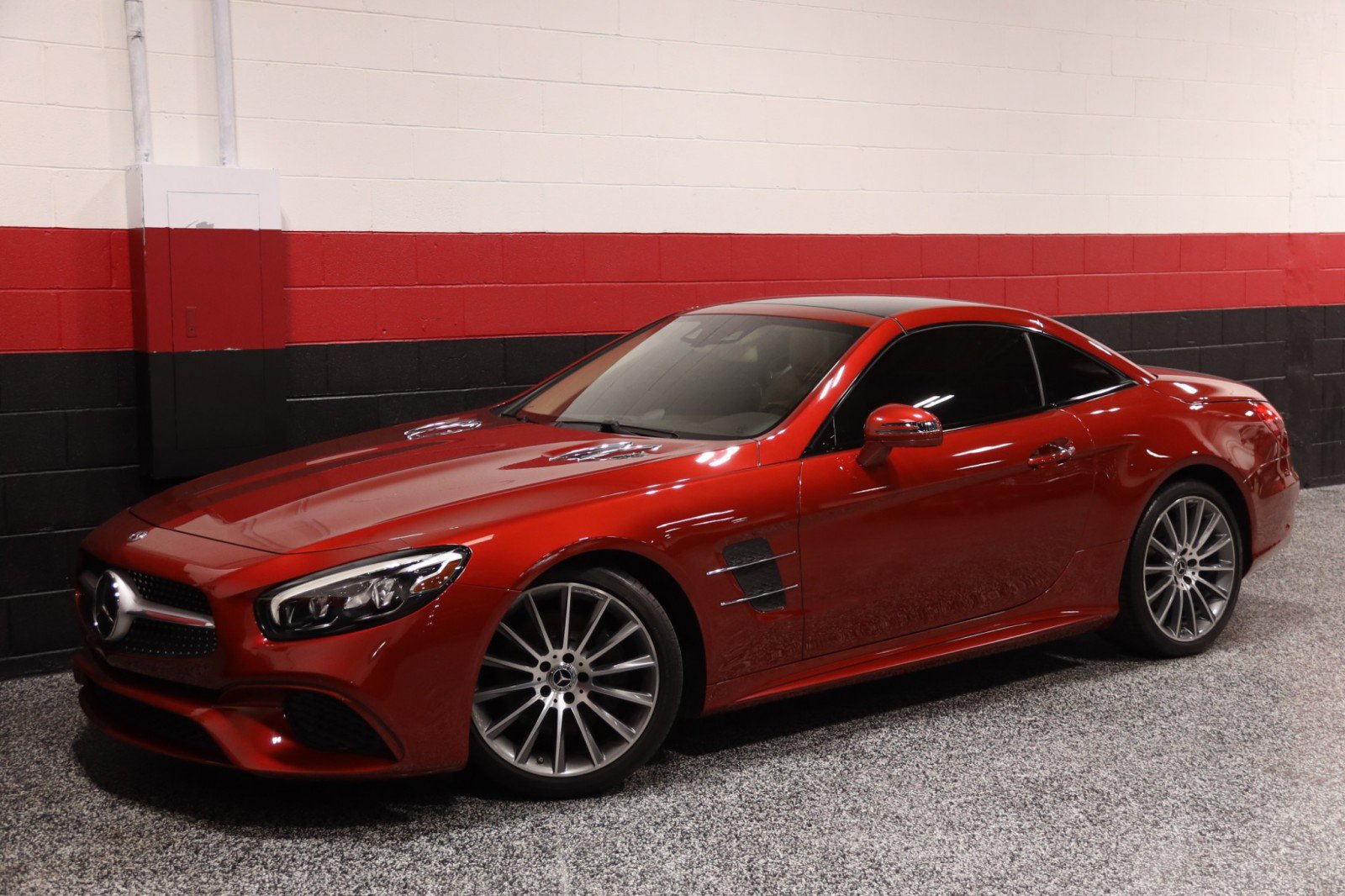 Used 2018 Mercedes-Benz SL 450 image 17