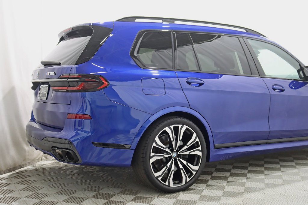 Used 2024 BMW X7 M60i w/ Executive Package AWD/4WD image 9