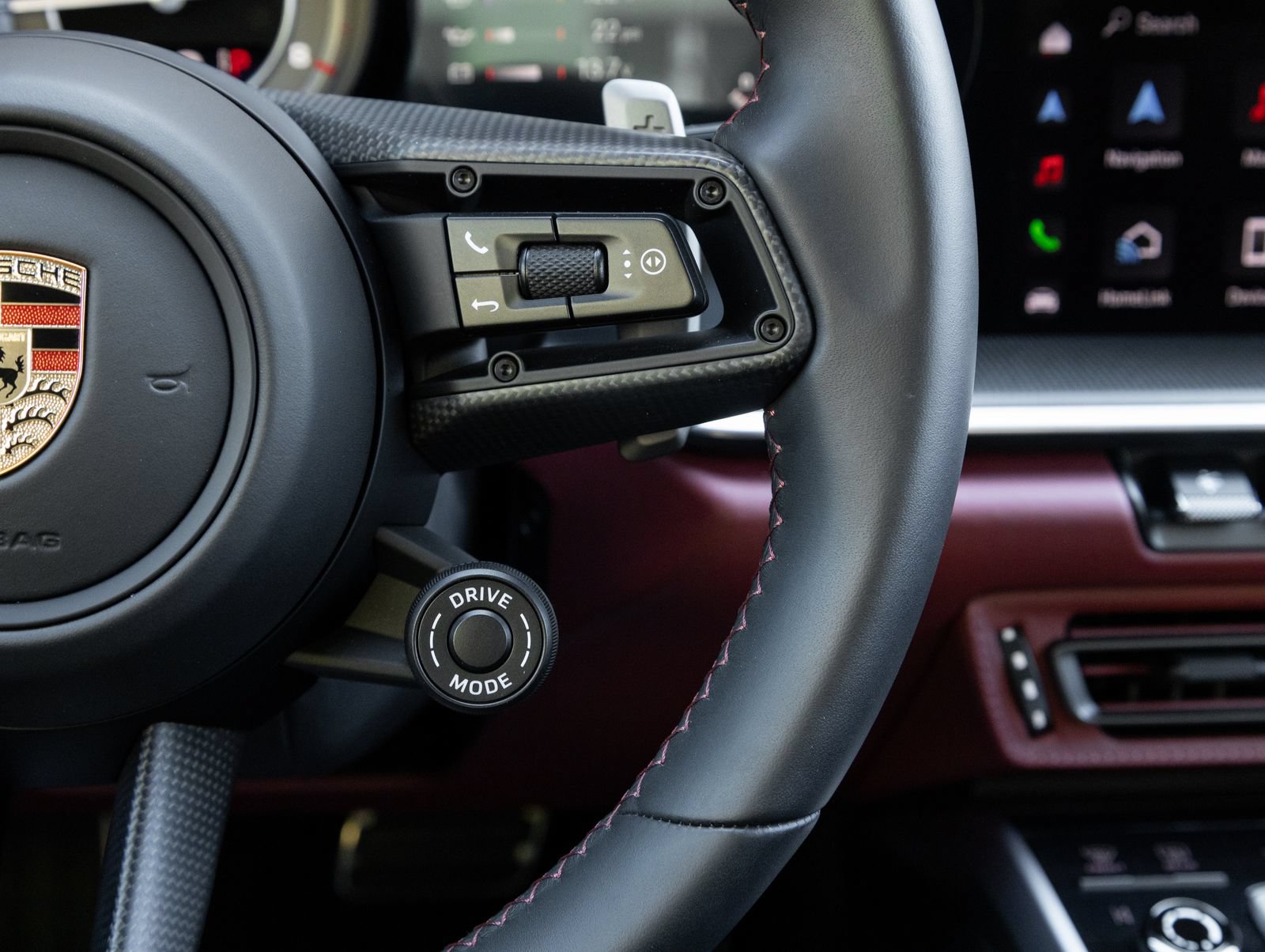 Certified 2025 Porsche 911 Turbo S AWD/4WD image 18