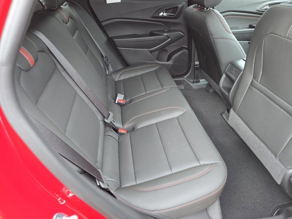 New 2026 Chevrolet Trax RS w/ Sunroof Package image 13
