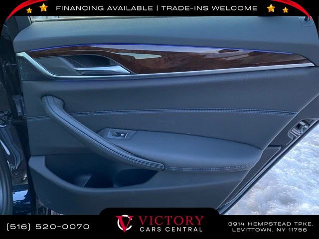 Used 2019 BMW 530e xDrive w/ M Sport Package image 23