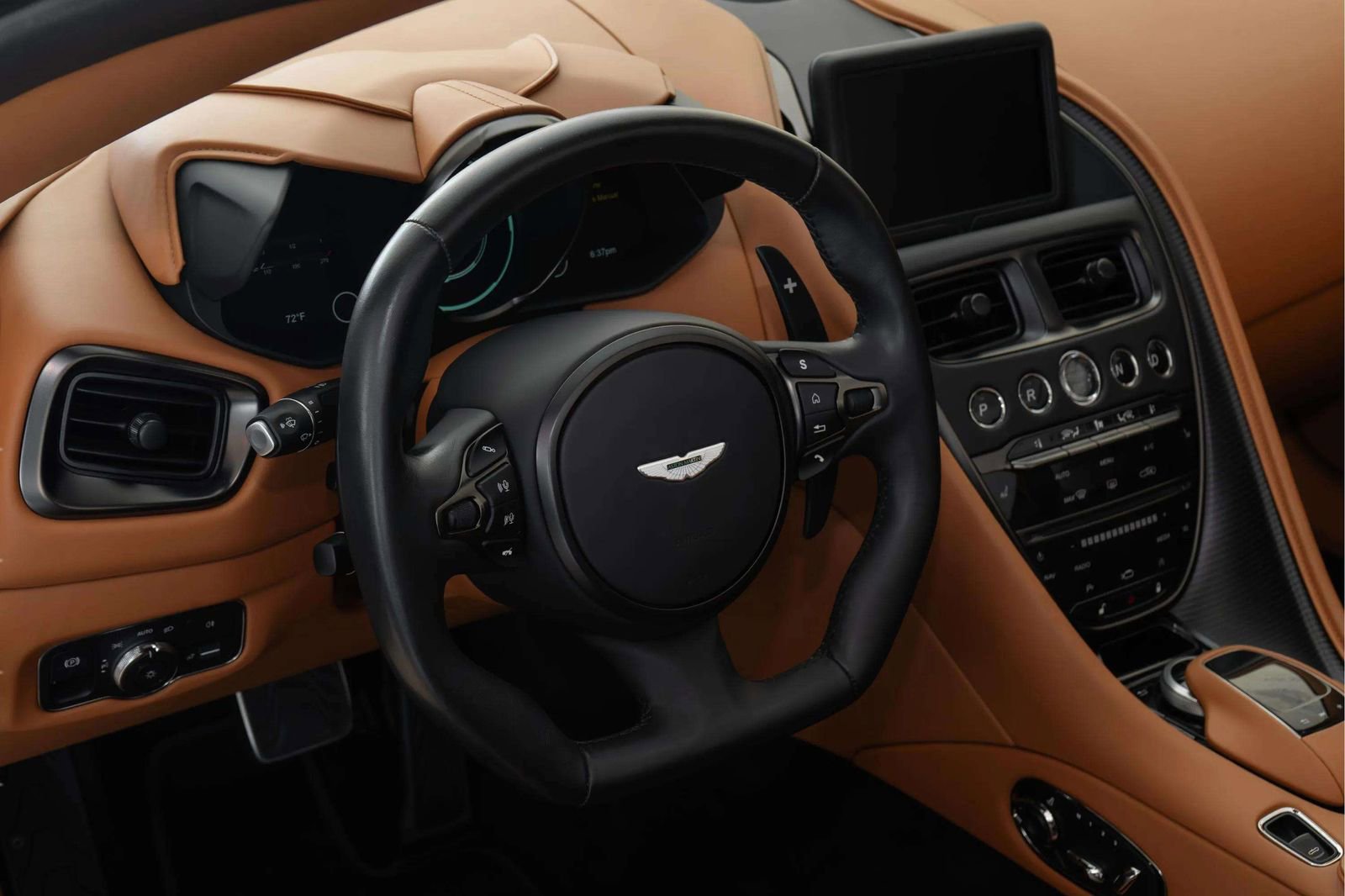 Used 2021 Aston Martin DBS Superleggera Volante image 36