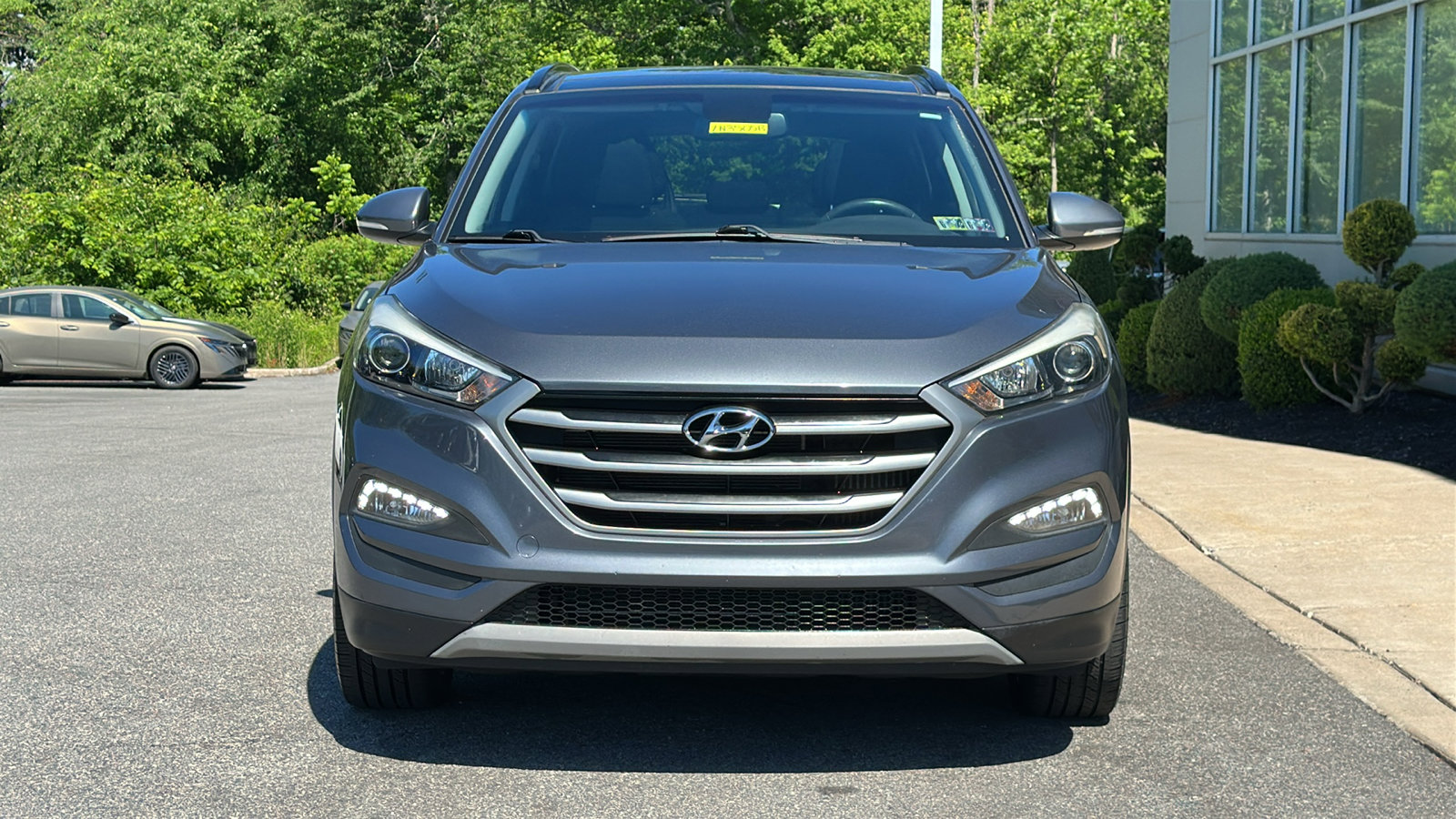 Used 2018 Hyundai Tucson Value AWD/4WD image 3