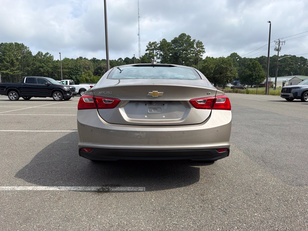 Used 2025 Chevrolet Malibu LT FWD image 10