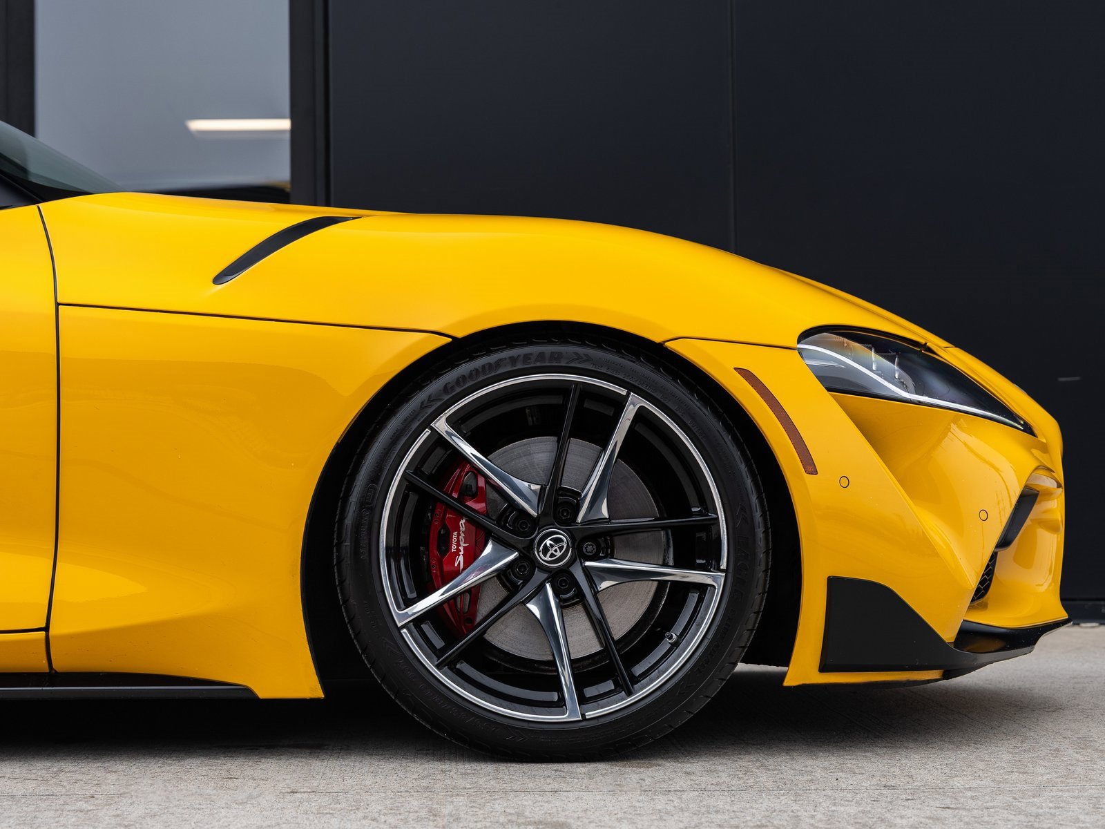 Used 2021 Toyota Supra Premium w/ Driver Assist Package image 20