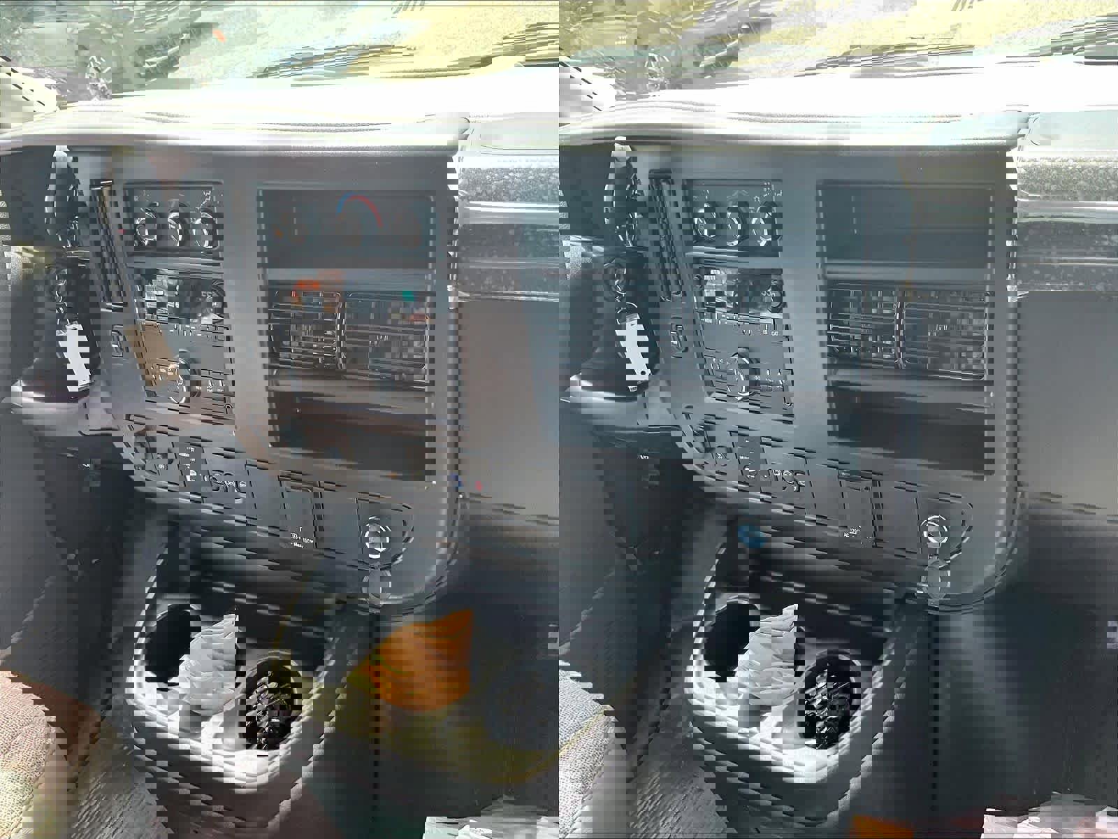 New 2026 Chevrolet Express 2500 w/ Driver Convenience Package RWD image 13