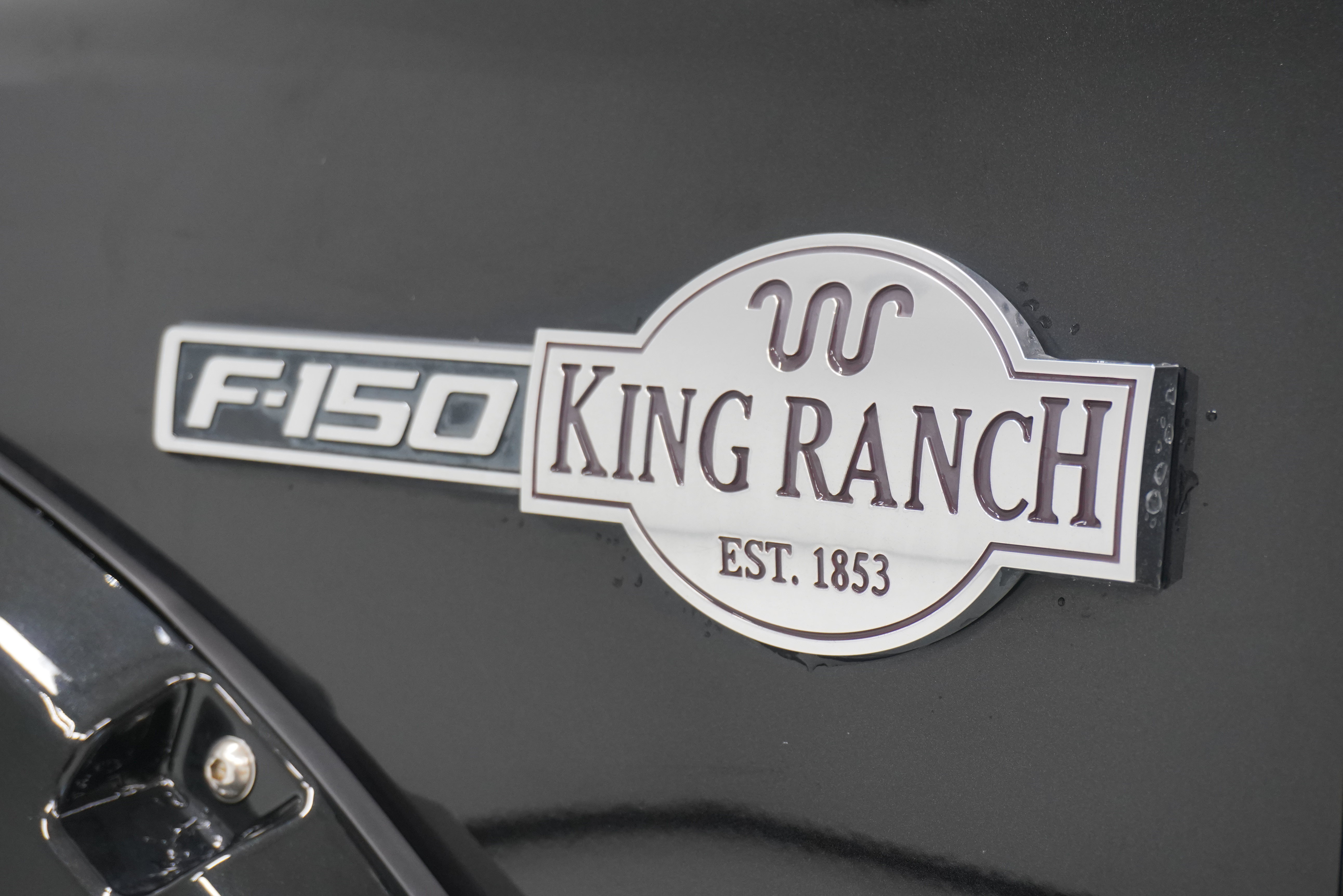 Used 2014 Ford F150 King Ranch w/ King Ranch Luxury Package AWD/4WD image 8