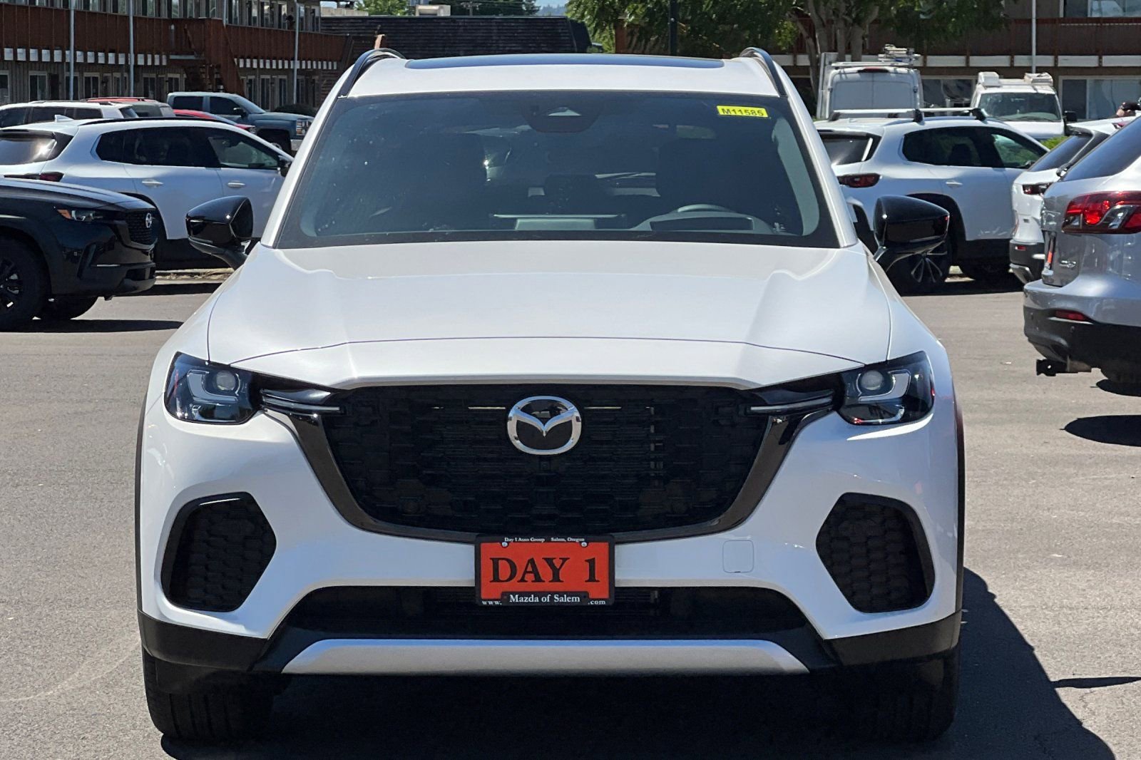 Used 2025 MAZDA CX-70 Plug-In Hybrid w/ Premium Plus AWD/4WD image 10