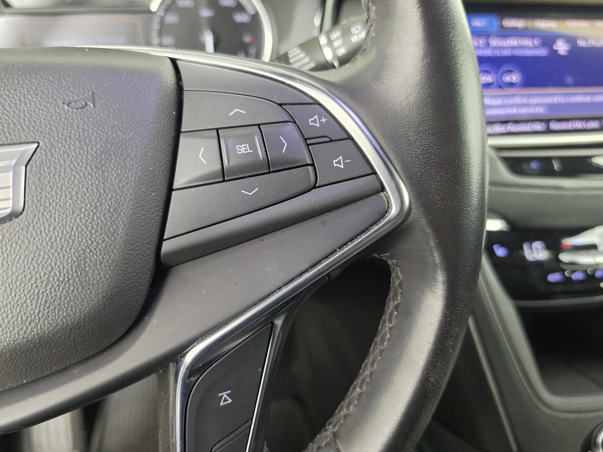 Used 2022 Cadillac XT5 Luxury AWD/4WD image 13