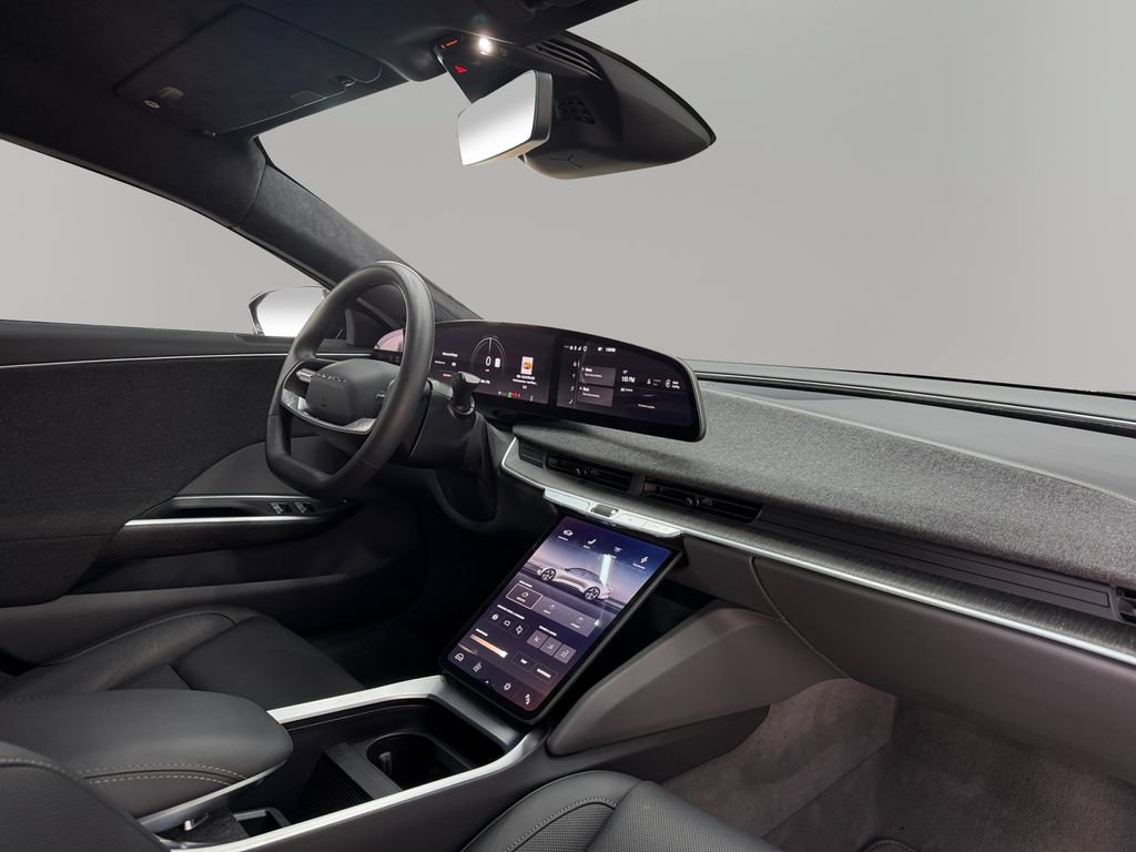Used 2024 Lucid Air Touring AWD/4WD image 16