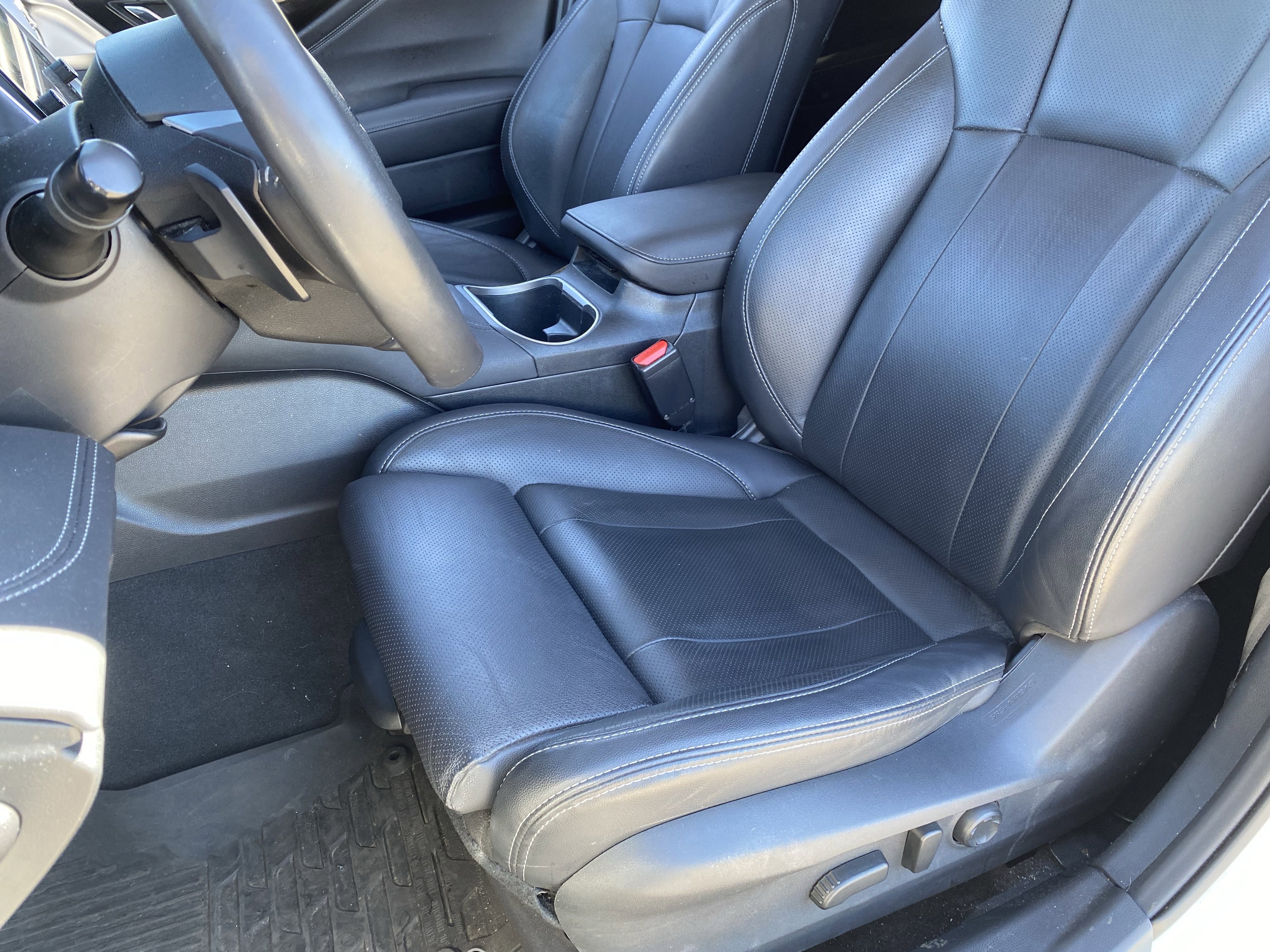 Used 2023 Subaru Outback Touring image 16