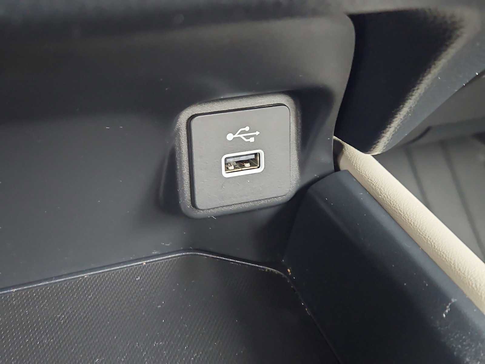 Certified 2024 Honda HR-V LX image 17
