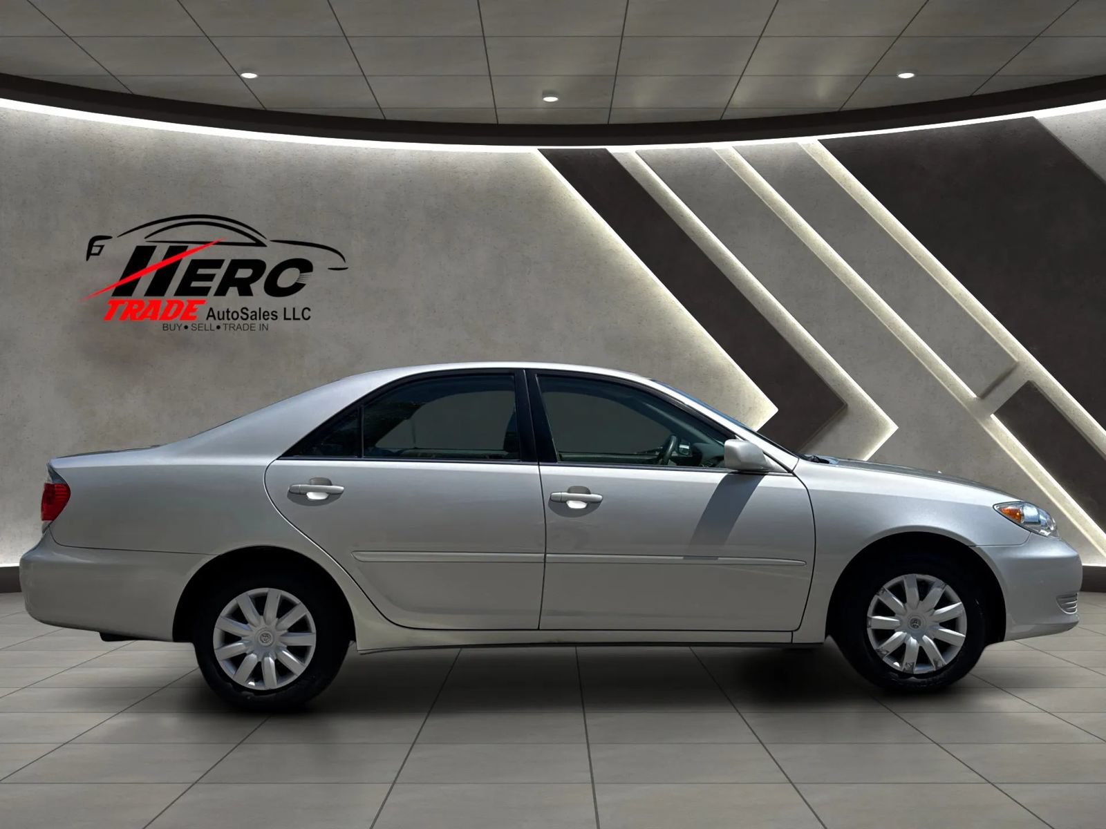 Used 2005 Toyota Camry LE FWD image 52