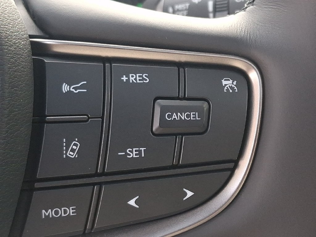 Used 2024 Lexus UX 250h AWD w/ Premium Package image 25