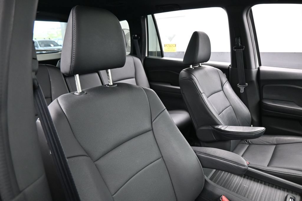 Used 2023 Honda Passport EX-L image 44