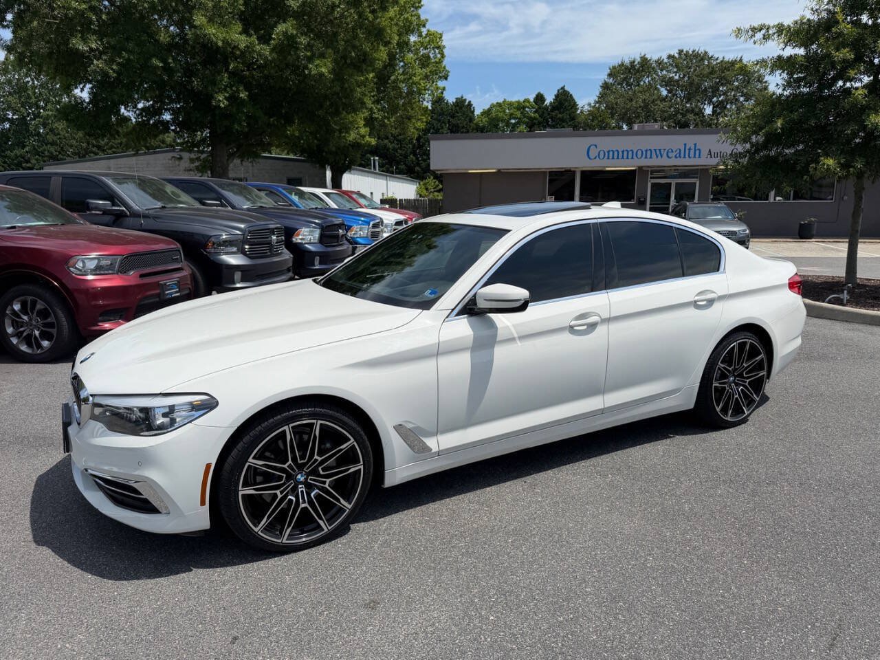 Used 2019 BMW 540i xDrive w/ Convenience Package AWD/4WD image 4