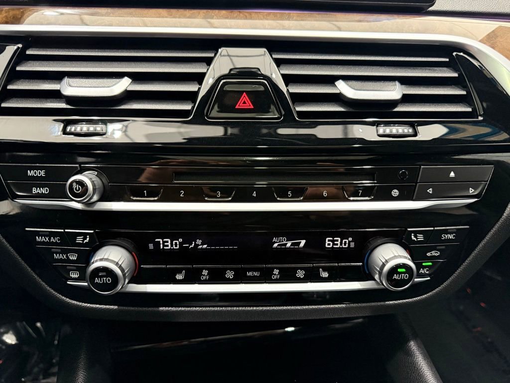 Used 2017 BMW 540i xDrive image 40