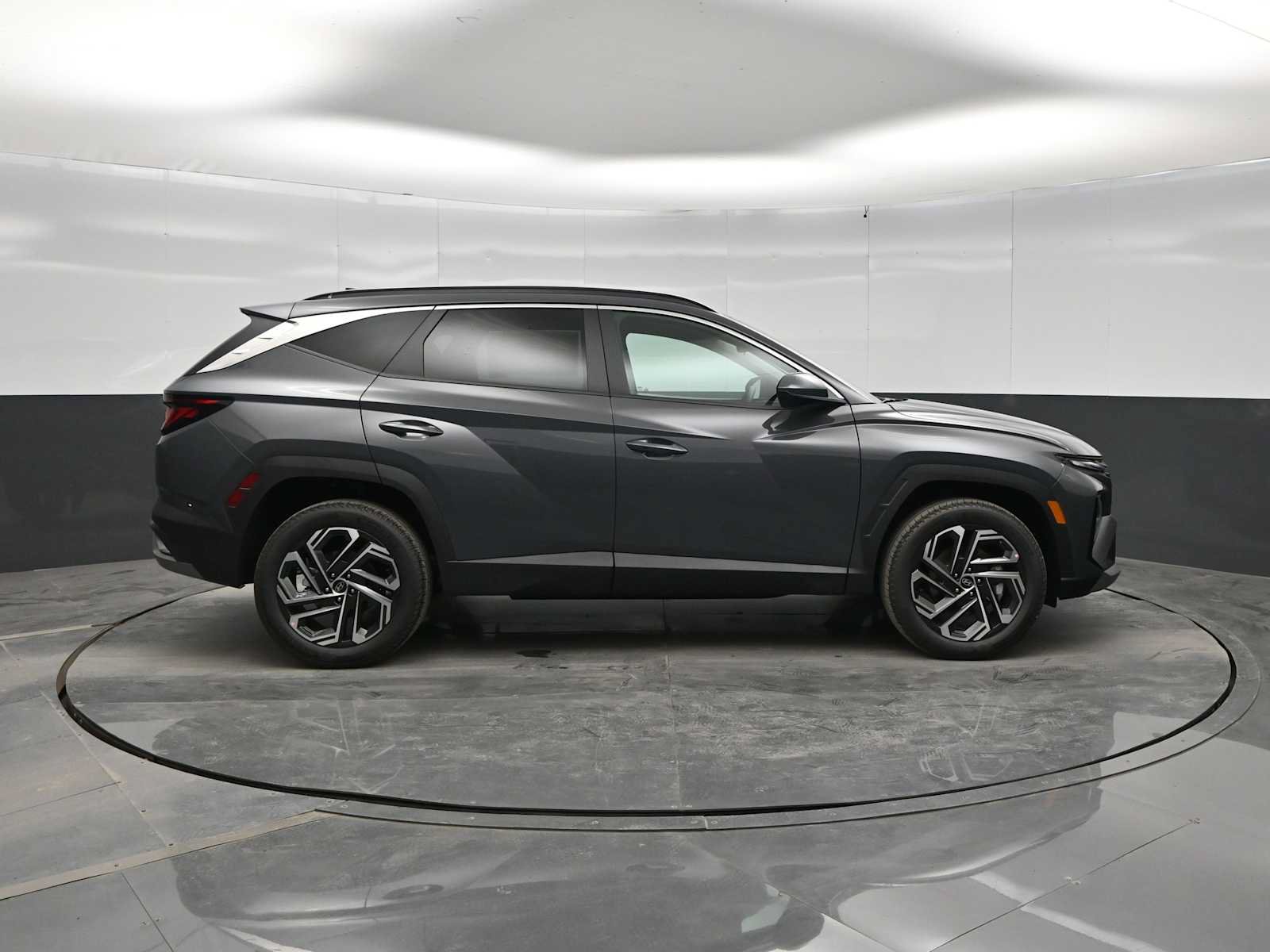 New 2026 Hyundai Tucson SEL Plus AWD/4WD image 9